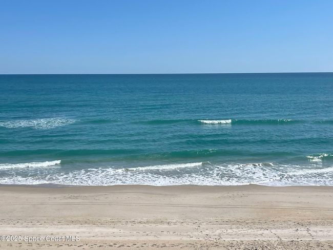 402 - 5635 Highway A1a, Condo with 3 bedrooms, 3 bathrooms and null parking in Melbourne Beach FL | Image 30