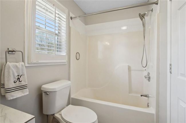 6604 Windbrook Way, House other with 4 bedrooms, 3 bathrooms and null parking in Flowery Branch GA | Image 39