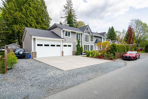 5812 244 St, Langley, BC, V2Z1G6 | Card Image