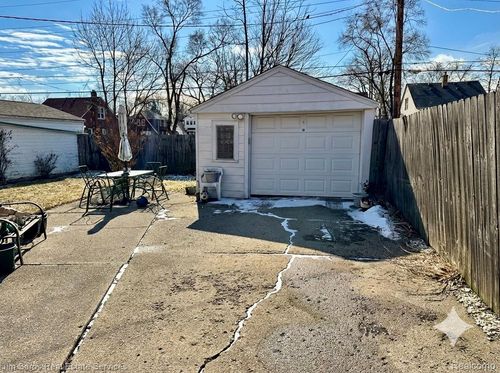 14056 E State Fair St, Detroit, MI, 48205-1867 | Card Image