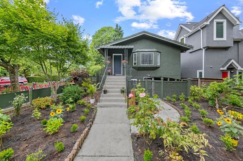 3099 W 6th Ave, Vancouver, BC, V6K1X4 | Card Image