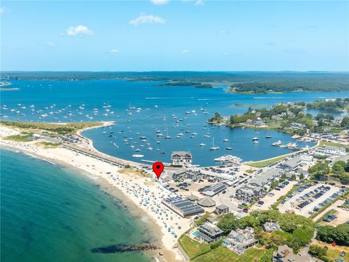 16 Fort Rd, Westerly, RI, 02891-5708 | Card Image