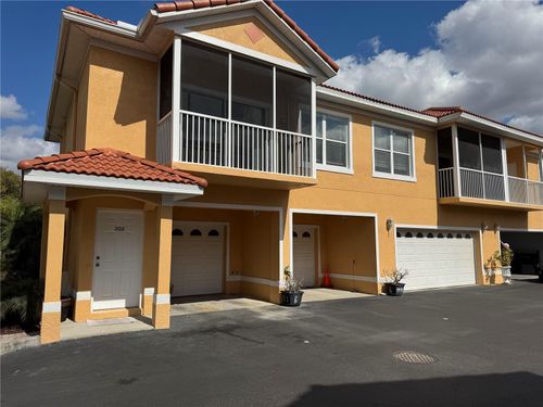 202-21007 Sunpoint Way, LUTZ, FL, 33558-5126 | Card Image