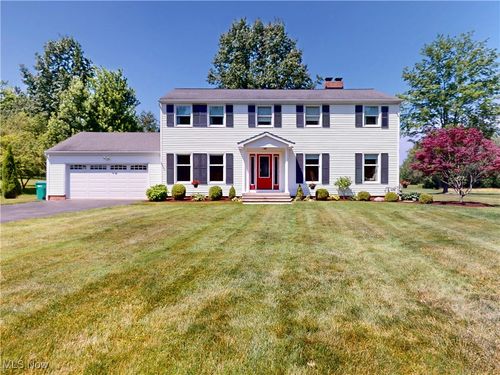 10486 Hobart Rd, Kirtland, OH, 44094-9727 | Card Image