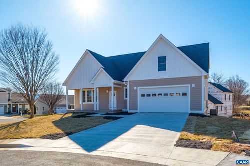 1004 High Point Ct, WAYNESBORO, VA, 22980-2096 | Card Image