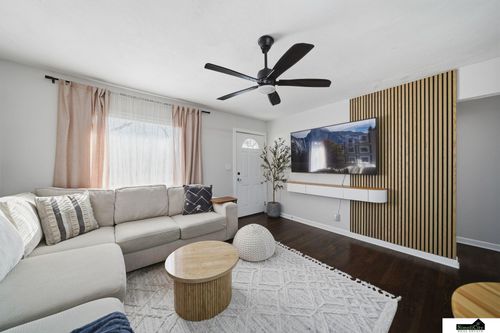 2721 N 38th St, Lincoln, NE, 68504-2419 | Card Image