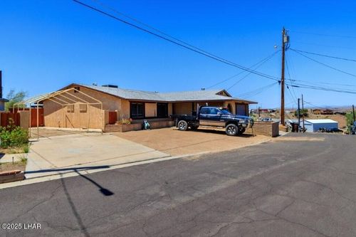 31632 Treasure Rd, Parker, AZ, 85344-7586 | Card Image