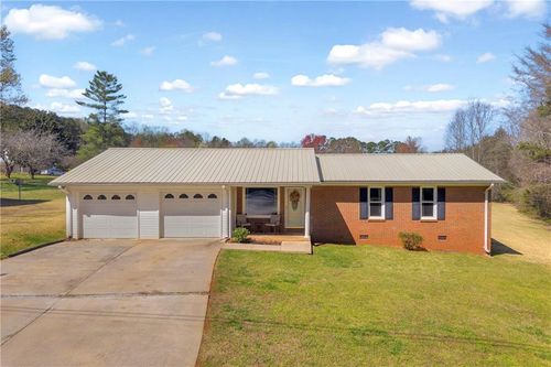 586 Eastanollee Byp, Eastanollee, GA, 30538-3512 | Card Image