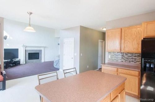 7354 Madeline Ct, Ypsilanti, MI, 48197-9283 | Card Image