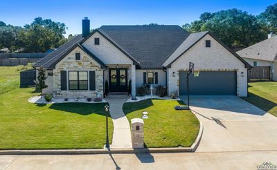 206 La Foy Ln, House other with 4 bedrooms, 3 bathrooms and null parking in Hallsville TX | Image 1