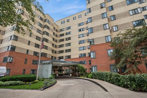 d3-5052 Marine Dr, Chicago, IL, 60640-3289 | Card Image