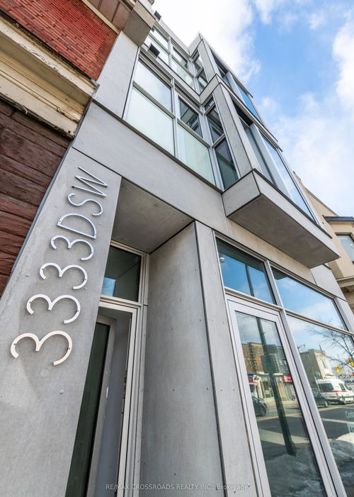 3a-3333 Dundas St W, Toronto, ON, M6P2A6 | Card Image