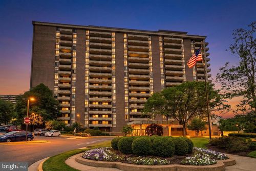 1014-1800 Old Meadow Rd, MCLEAN, VA, 22102-1815 | Card Image