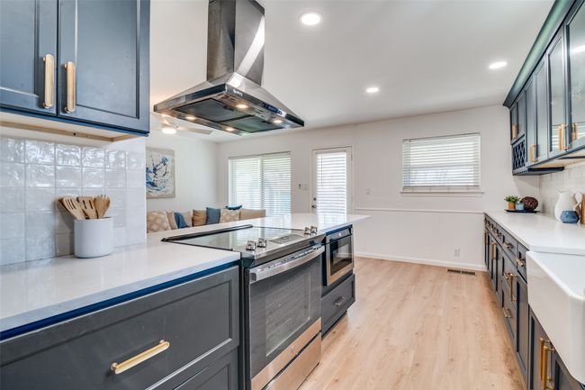 13660 Purple Sage Rd, House other with 3 bedrooms, 2 bathrooms and null parking in Dallas TX | Image 15