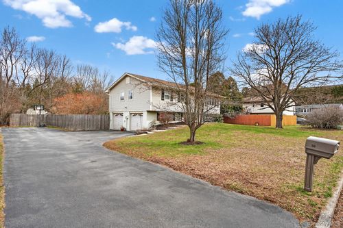 38 Jefferson Dr, Monroe, NY, 10950-5137 | Card Image