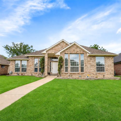 1623 Ariel Dr, Mesquite, TX, 75181-1777 | Card Image