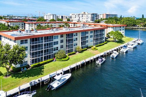 402-3050 Ne 48th Ct, Lighthouse Point, FL, 33064-7970 | Card Image