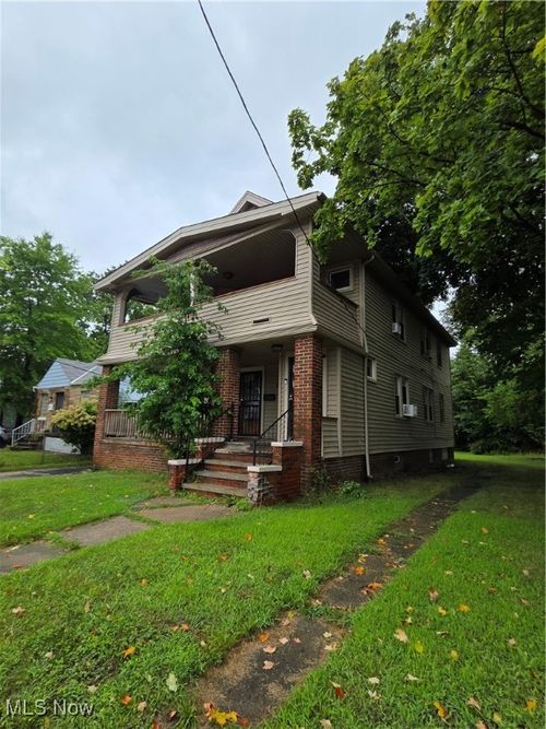 17817 Grovewood Ave, Cleveland, OH, 44119-3121 | Card Image