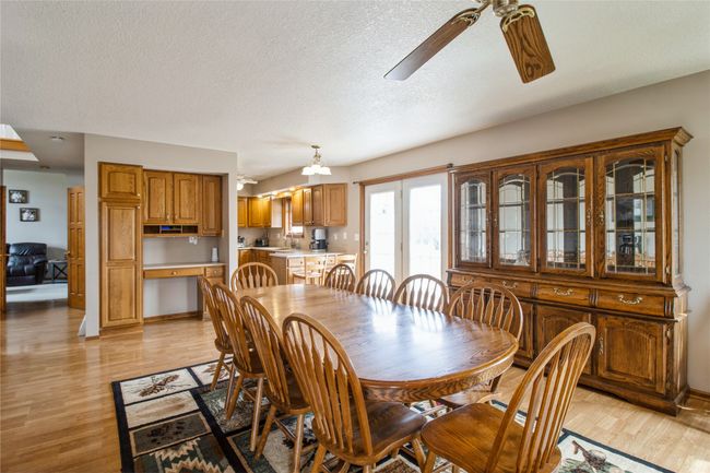 822 40 Th Ave, Home with 4 bedrooms, 4 bathrooms and null parking in Pleasantville IA | Image 22