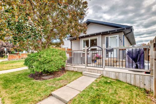 207 Deerview Way Se, Calgary, AB, T2J6B4 | Card Image
