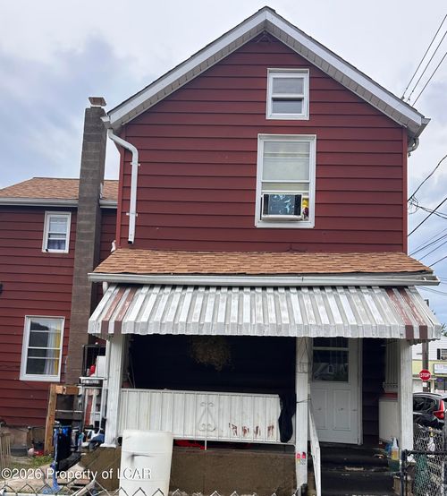 18 E Tamarack Street, Hazleton, PA, 18201 | Card Image