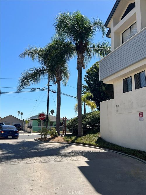 35-15111 Freeman Avenue, Lawndale, CA, 90260 | Card Image