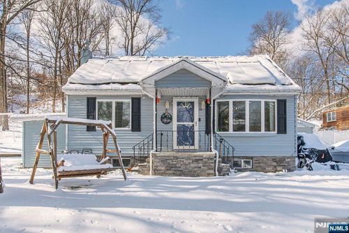 26 Hickory Ave, West Milford, NJ, 07480-2079 | Card Image