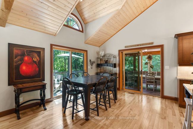 2 - 1086 Brackenrig Rd, House other with 3 bedrooms, 2 bathrooms and 4 parking in Port Carling ON | Image 10