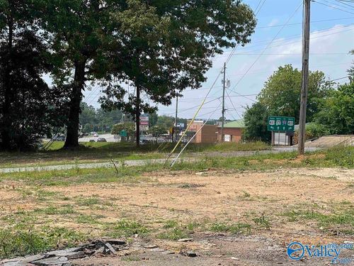 121-117-121 E Grand Ave, Rainbow City, AL, 35906-6255 | Card Image