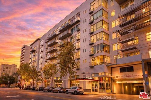 645 W 9th St, Los Angeles, CA, 90015-1640 | Card Image