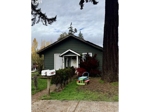 204 Sw Water St, Sheridan, OR, 97378-1760 | Card Image