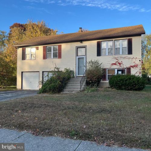 243 Wintergreen Lane, PENNS GROVE, NJ, 08069 | Card Image