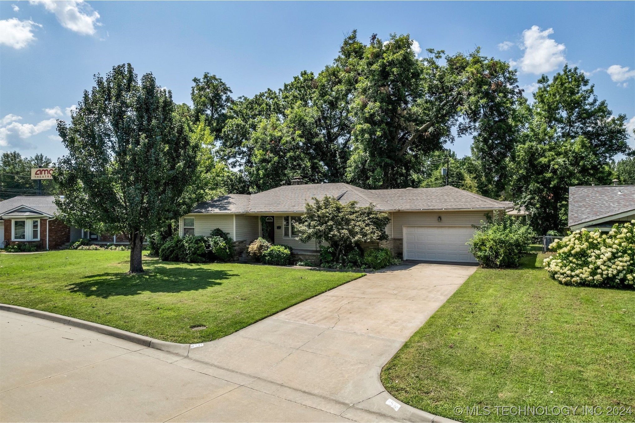 38th Pl, Tulsa, OK 74135