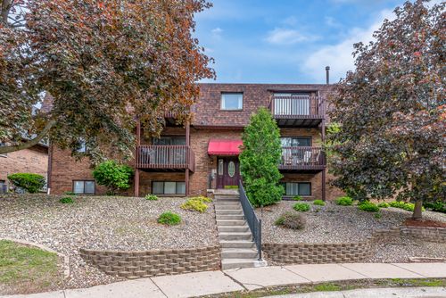 i-2505 26th Avenue Ct, Rock Island, IL, 61201-5426 | Card Image