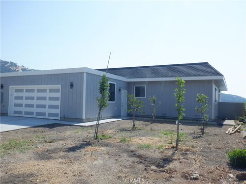 7875 Cora Dr, Lucerne, CA, 95458-8525 | Card Image