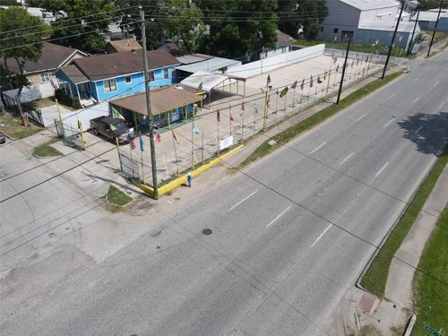 6849 Avenue T, Houston, TX, 77011-1233 | Card Image