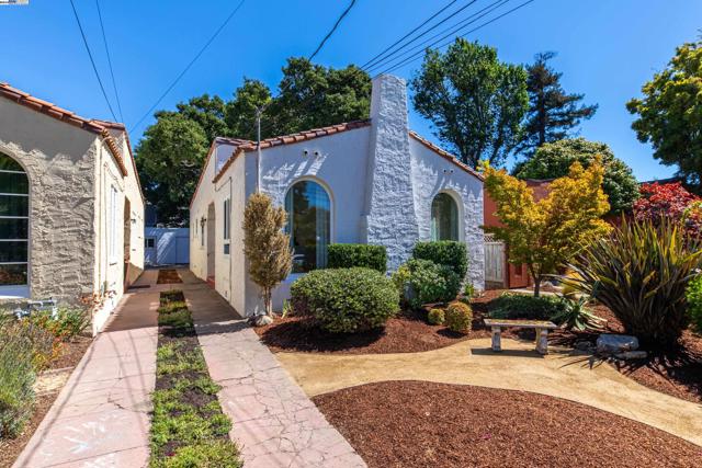 Hawthorne St, Alameda, CA 94501