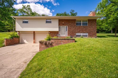 860 Lea Castle Place, Miamisburg, OH, 45342 | Card Image
