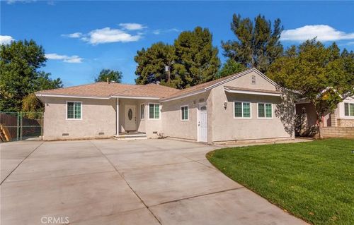 10831 Orion Ave, Mission Hills, CA, 91345-1333 | Card Image