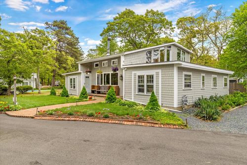 390 Brackett Rd, Eastham, MA, 02642-2705 | Card Image