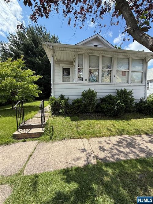 14 Heights Ave, Fair Lawn, NJ, 07410-1307 | Card Image