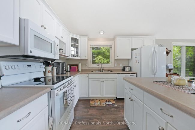 1093 Comak Cres, House other with 3 bedrooms, 2 bathrooms and 4 parking in Algonquin Highlands ON | Image 15