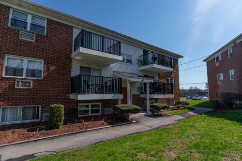 12f-1548 9 Route, Wappinger, NY, 12590 | Card Image