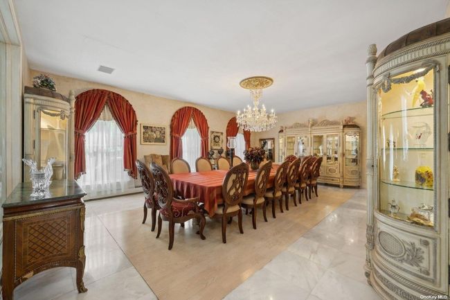 12 Woodfield Ln, House other with 8 bedrooms, 8 bathrooms and null parking in Glen Head NY | Image 4