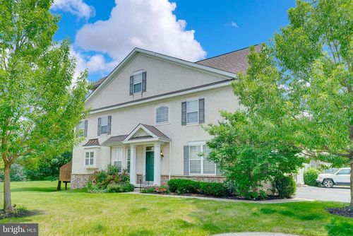 301 Rolling Hill Dr, Plymouth Meeting, PA, 19462-2492 | Card Image