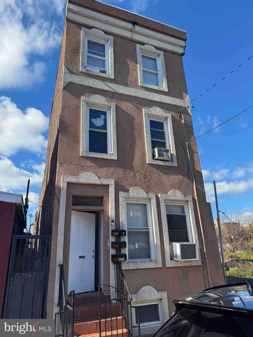 2908 N 7th St, PHILADELPHIA, PA, 19133-2401 | Card Image