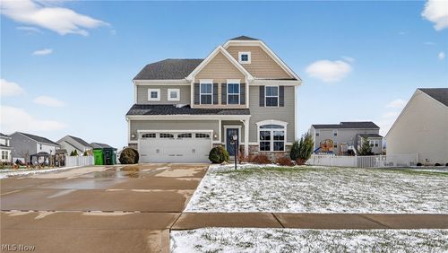 5640 Coverdale Way, Medina, OH, 44256-5596 | Card Image