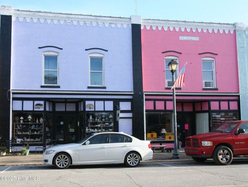 115 E Water St, Plymouth, NC, 27962-1329 | Card Image