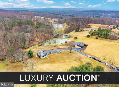 7464 Wilson Rd, WARRENTON, VA, 20186-7457 | Card Image