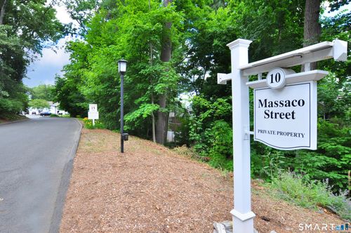 r-10 Massaco St, Simsbury, CT, 06070-2138 | Card Image